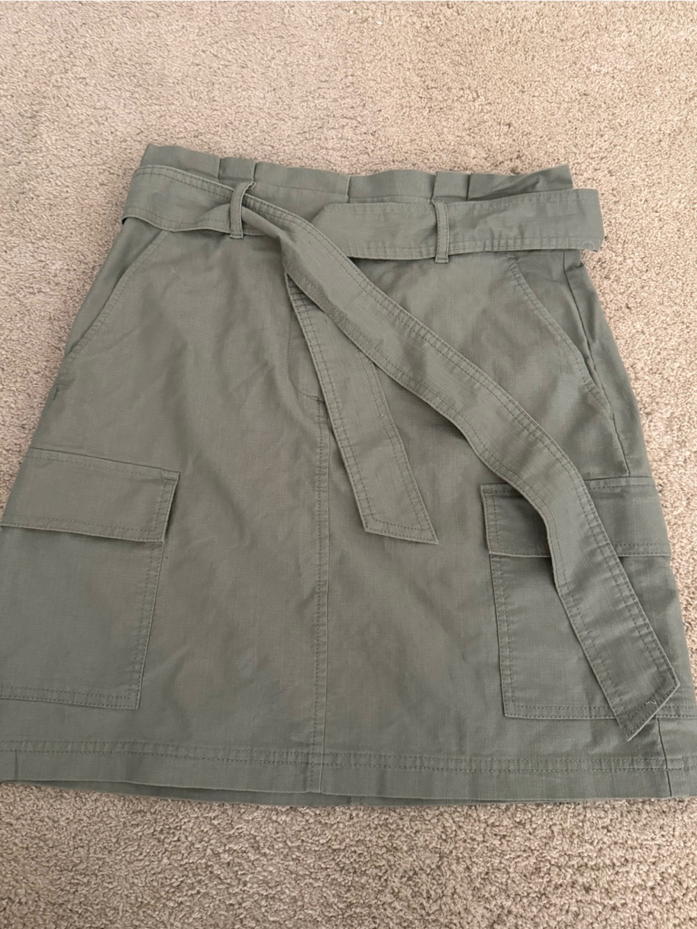 LOFT Petite Cargo Skirt